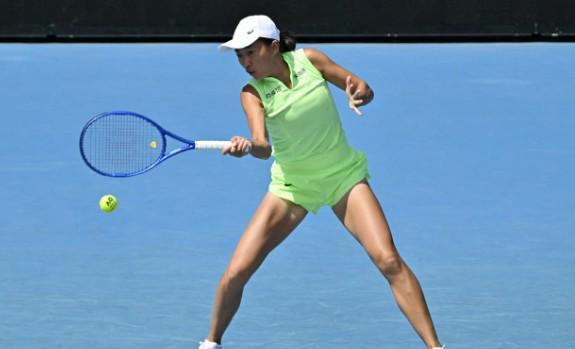 世界杯高清直播入口-张帅0-2兹沃纳列娃，遭遇WTA1000多哈站资格赛一轮游