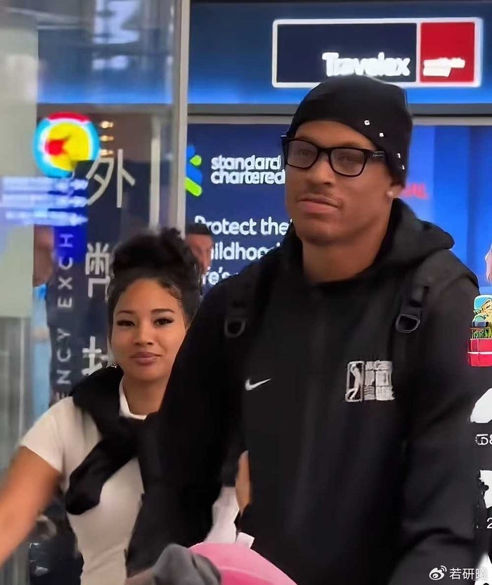 世界杯官网app下载-山东队亮相全明星，外援换血忙得焦头烂额，年轻球员心态悄然变了|全明星赛|山东男篮|高诗岩|谢智杰|陈林坚_新浪体育_新浪新闻