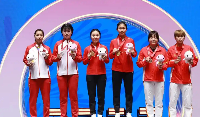 世界杯官网app下载-3-0夺冠！中国女乒15岁陈梦师妹崛起：看齐梦姐，未来拿奥运冠军|姜依依|姚睿轩|决赛|弗瓦迪斯瓦沃沃站|U19_新浪体育_新浪新闻