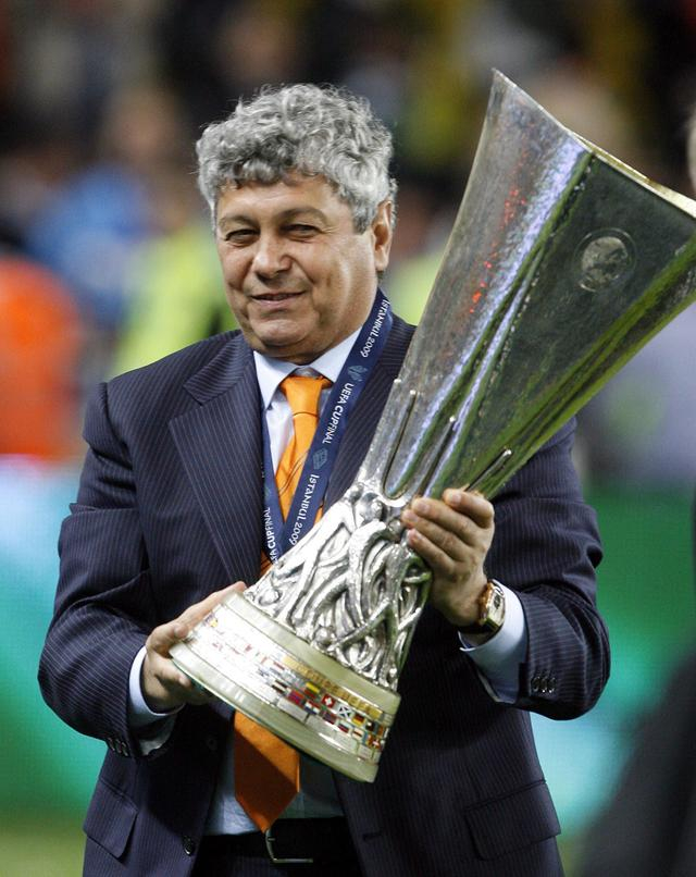 世界杯手机观看平台-逝者｜带队时心梗终不治，这位罗马尼亚足球传奇曾说：死在球场上是最美好的事|卢塞斯库|罗马尼亚队|斯洛伐克足球|世界杯|球员_新浪体育_新浪新闻