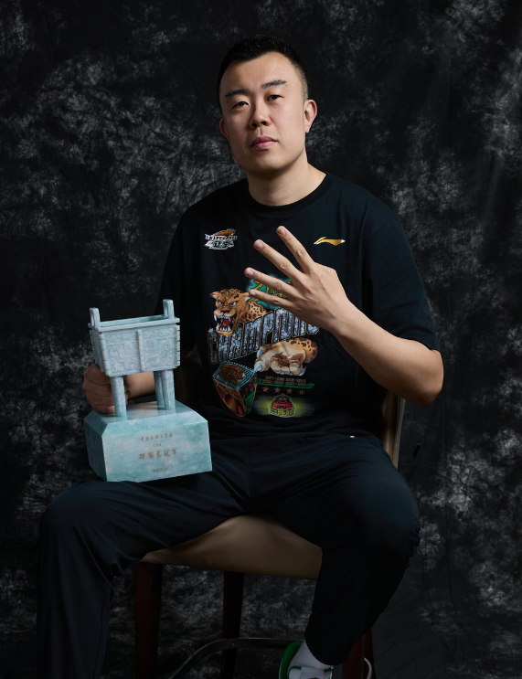 世界杯直播下载-还想再复出！韩德君：光我1个人回辽篮没用 拼了命也改变不了什么